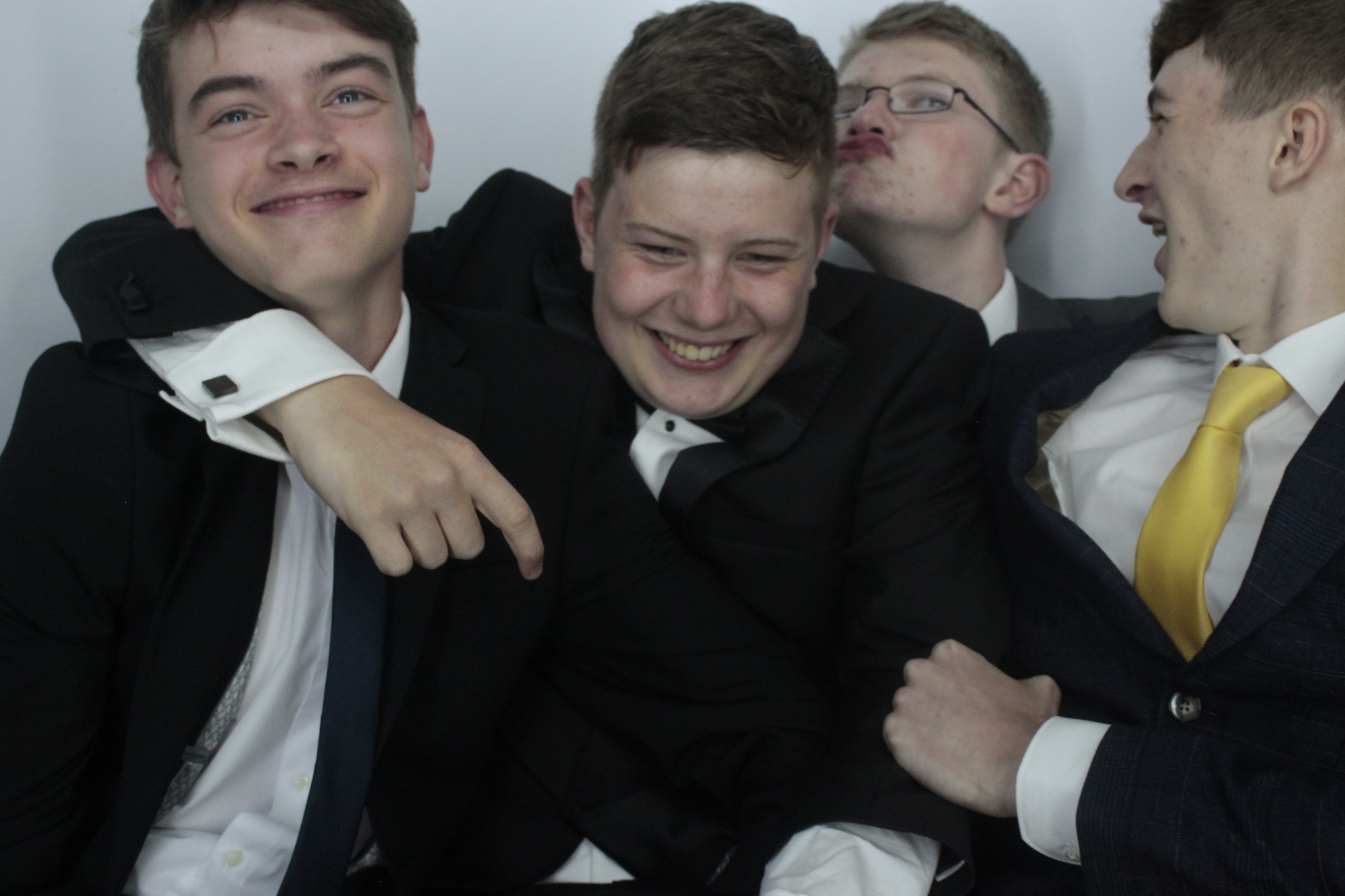 The Henry Beaufort 2019 Leavers Ball | View more photos from the event at gallery.myphotoboothexperience.co.uk/u/MyPhotoBoothExperienceLtd/The-Henry-Beaufort-2019-Leavers-Ball